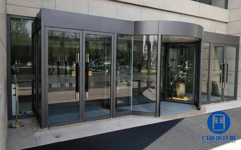 自動旋轉門包飾美化與防夾傳感器升級服務