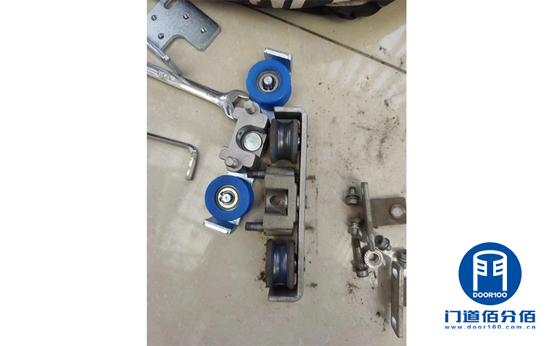 松下自動門配件皮帶、掛輪組件維修案例 松下自動門配件皮帶、掛輪組件維修案例