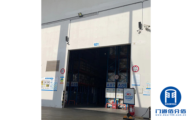 移動公司倉庫提升門保養案例 移動公司倉庫提升門保養案例