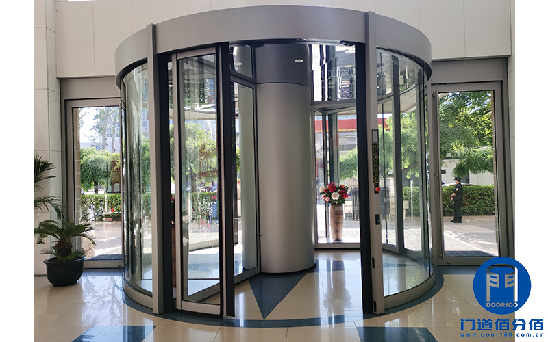 中國建材集團旗下大廈兩翼自動環柱旋轉門工程案例 中國建材集團旗下大廈兩翼自動環柱旋轉門工程案例
