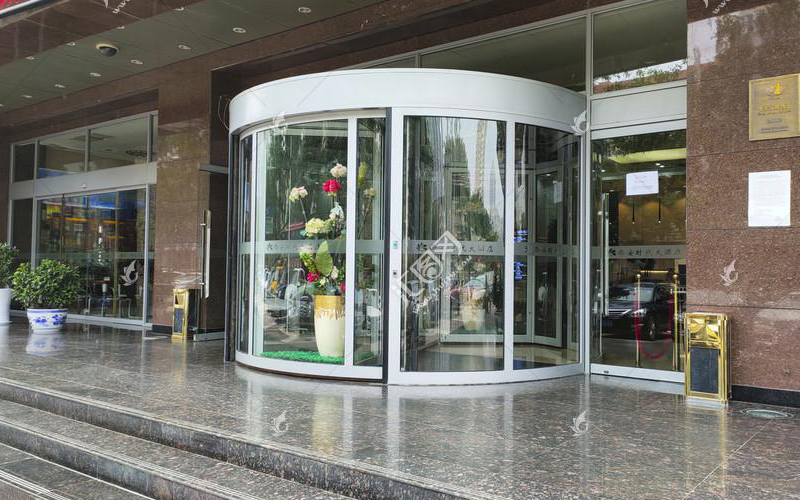 旋轉(zhuǎn)門選購、安裝、使用注意事項(xiàng)